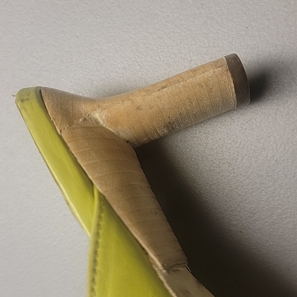 Barbara Bui Vintage Leather Peek-A-Boo Strappy Upper w/2" Heels - Size 40 - Picture 10 of 17